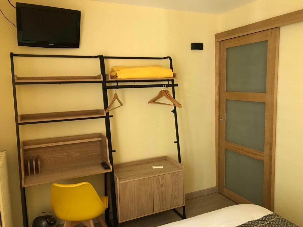 Hostellerie Le Mirabeau Peyrolles-en-Provence Exteriör bild