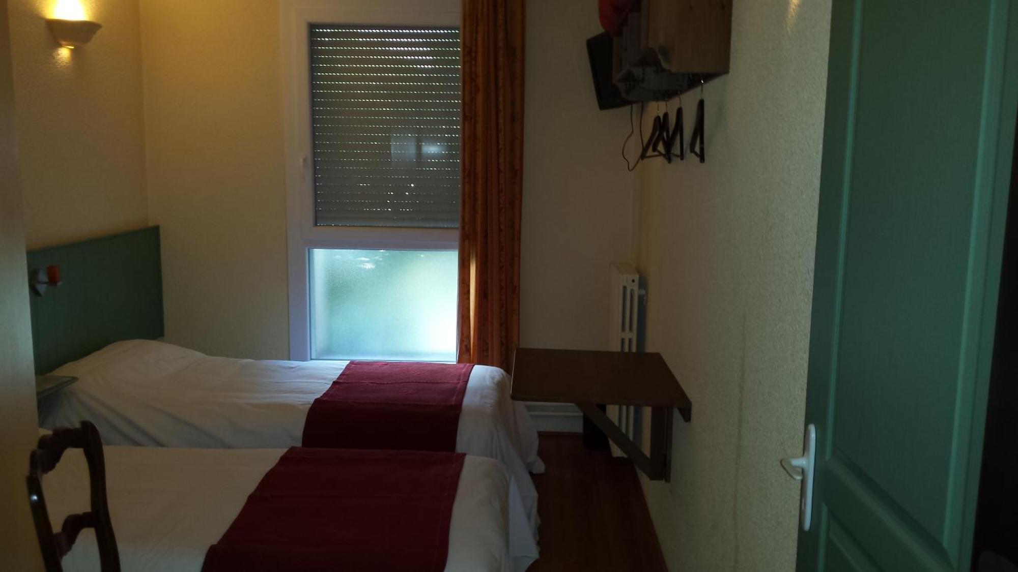Hostellerie Le Mirabeau Peyrolles-en-Provence Exteriör bild